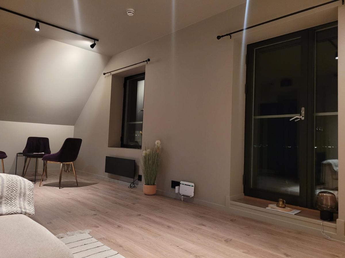 Single Elegant Room I Sentrum- Sea View Alesund Exterior photo